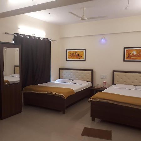 Maharaja Family Guest House Lonavla Exterior foto