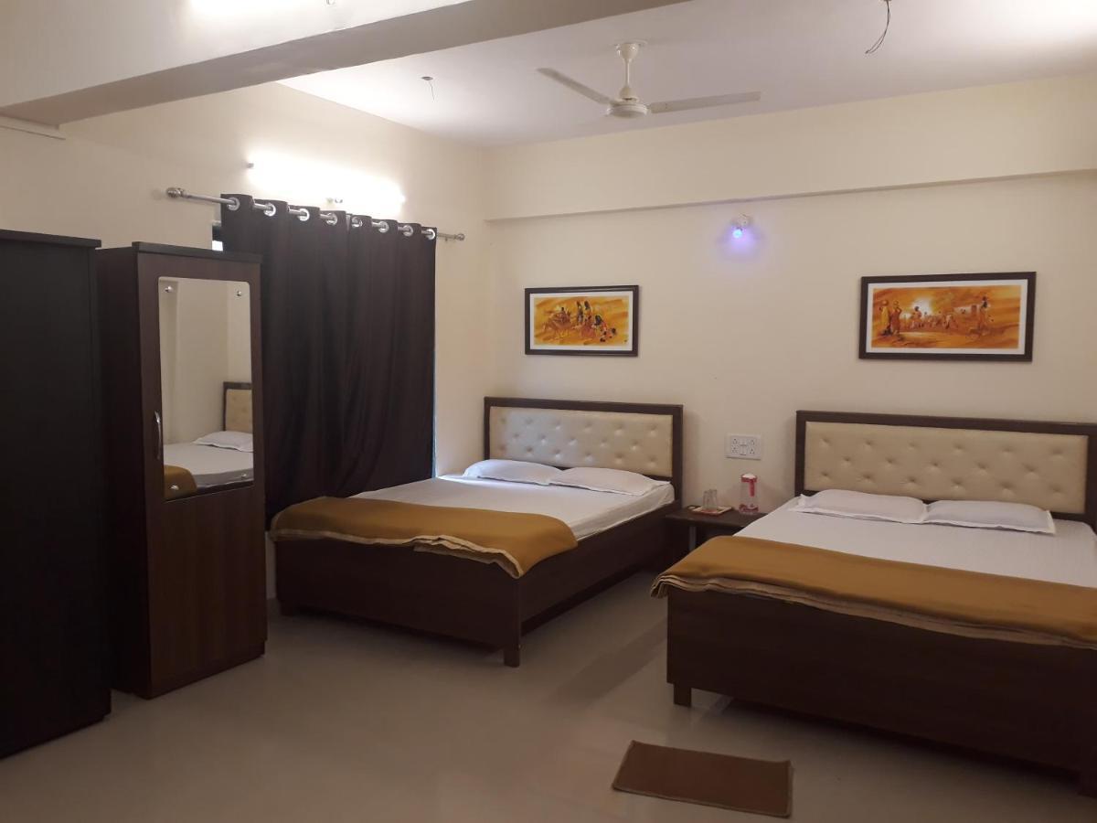 Maharaja Family Guest House Lonavla Exterior foto